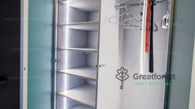 Debrecen, Tesco Area, family house  