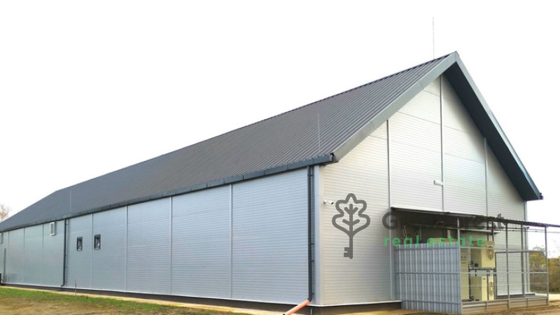 Hajdúbagos, industrial building  