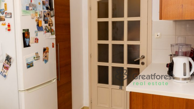 Debrecen, Bem Square, flat  