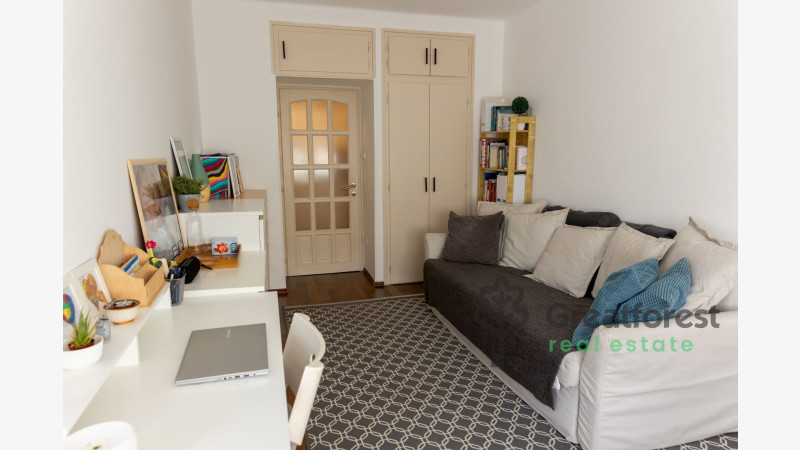 Debrecen, Bem Square, flat  