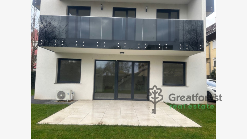 Debrecen, City South-West, flat  