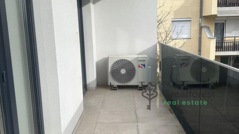 Debrecen, City South-West, flat  