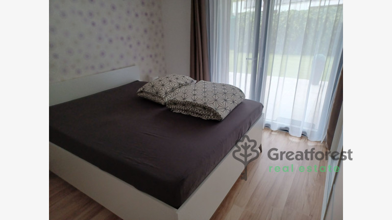 Debrecen, Bem Square, flat  