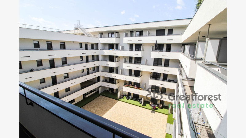 Debrecen, Close To Plaza, flat  