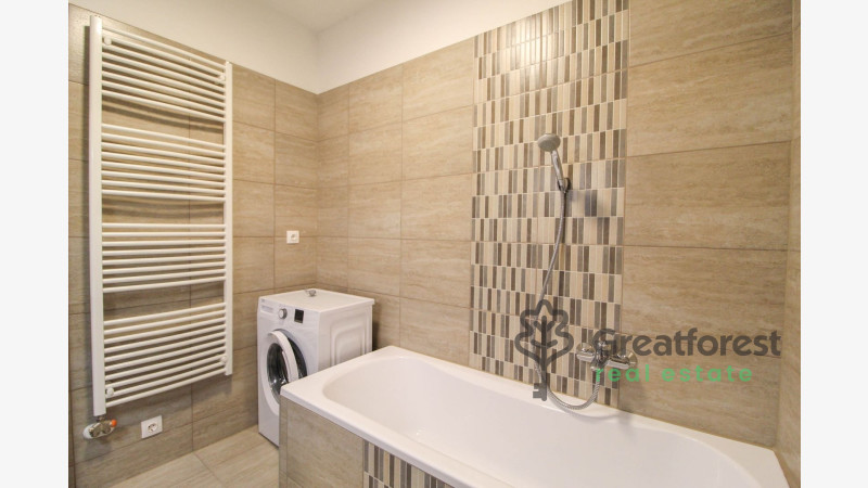 Debrecen, Close To Plaza, flat  