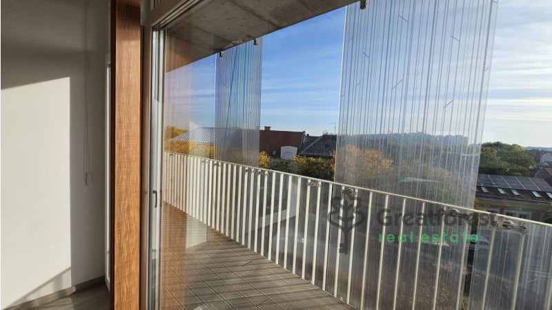 Debrecen, City Center, flat  