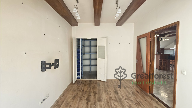 Debrecen, City Center, flat  