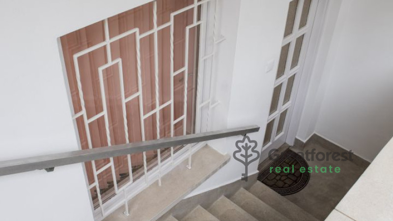 Debrecen, Close To Bem Square, commercial premises not in shopping center  