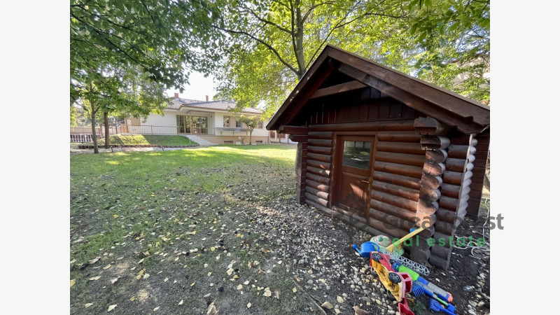 Debrecen, City North, family house  