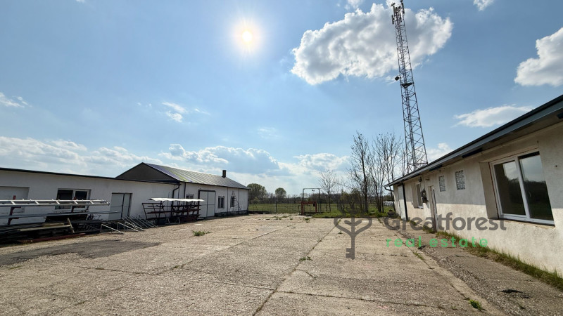 Nyírtura, industrial building  