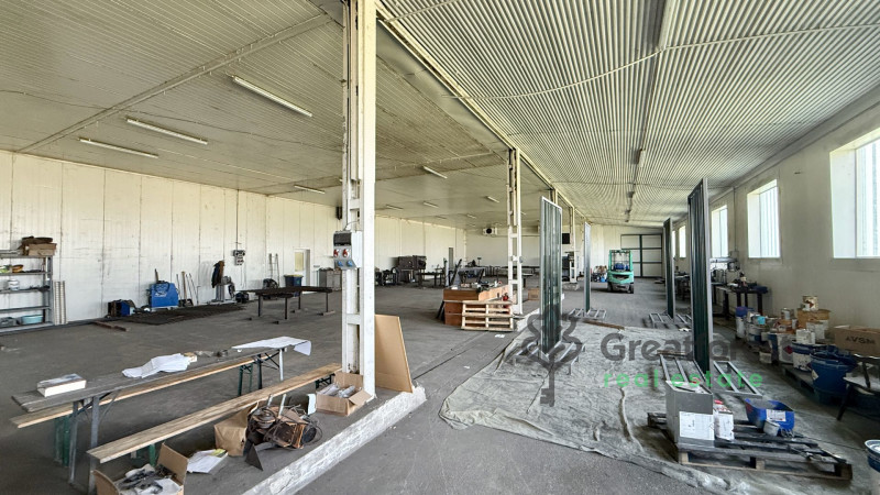 Nyírtura, industrial building  