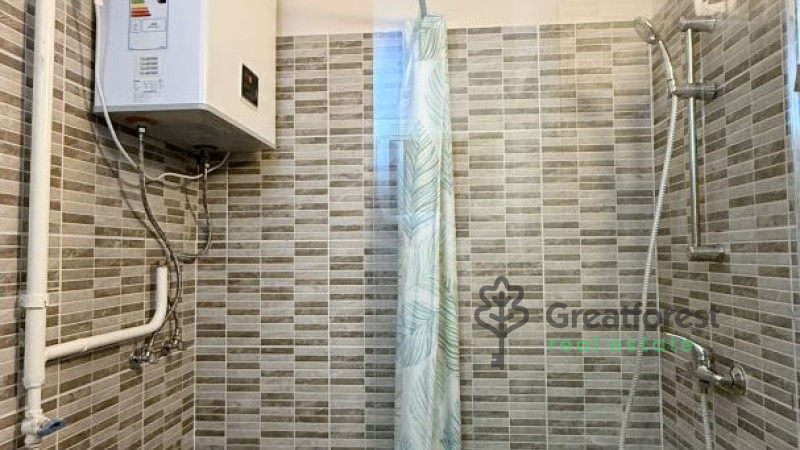 Debrecen, Close To Plaza, flat  