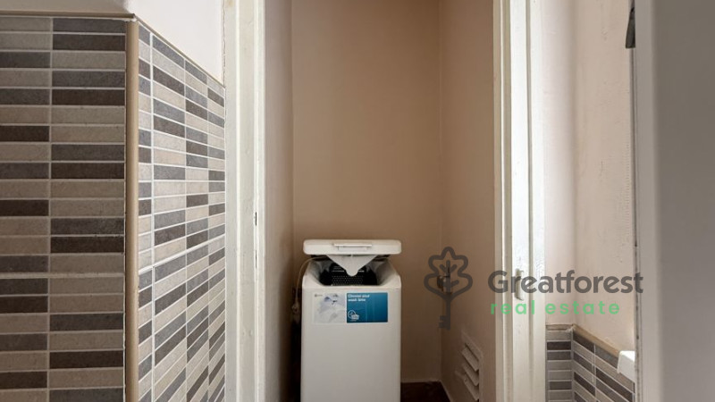 Debrecen, Close To Plaza, flat  