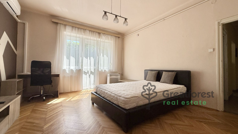 Debrecen, Close To Plaza, flat  