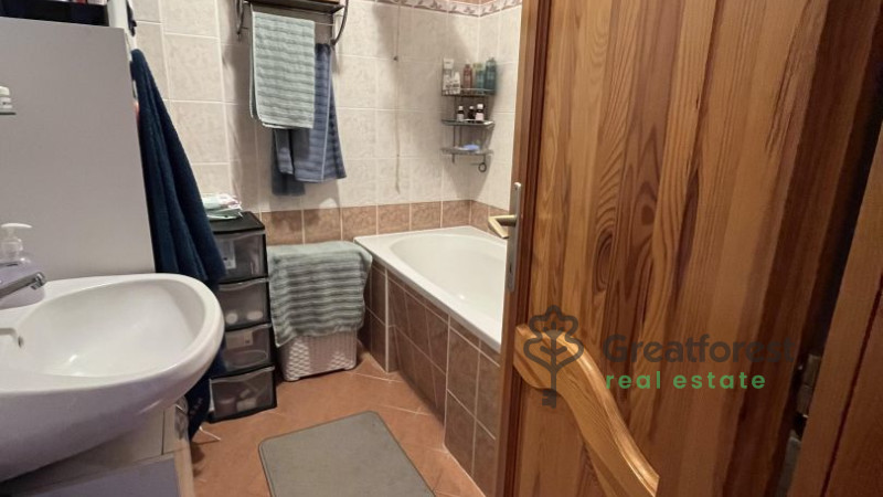 Téglás, attached house  