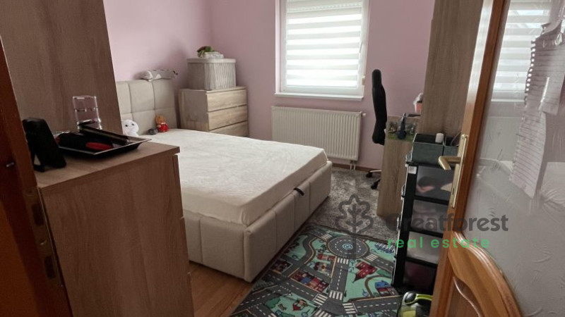 Téglás, attached house  