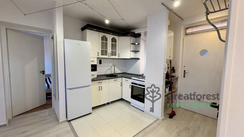 Debrecen, City South-West, flat  