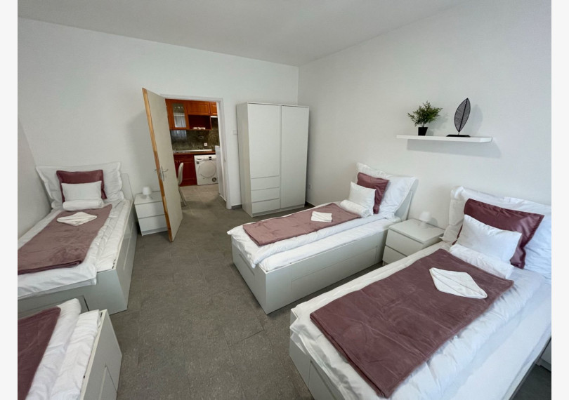 Weekend House