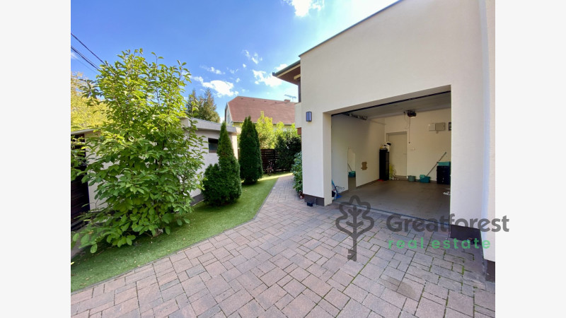 Debrecen, City West, family house  