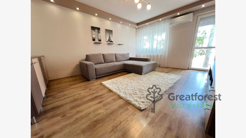 Debrecen, City Center, flat  