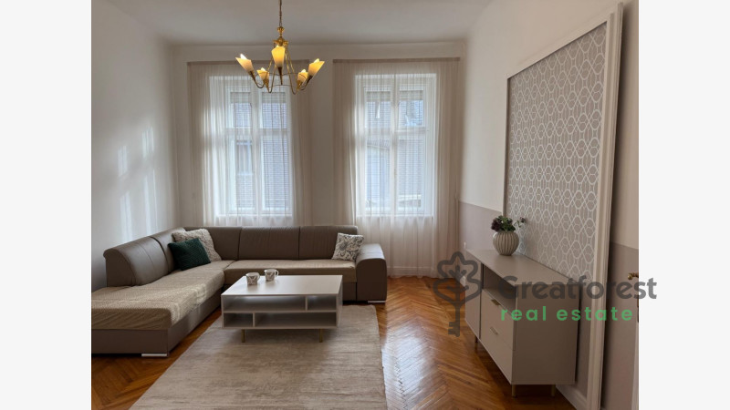 Debrecen, Close To City Center, part of a house  