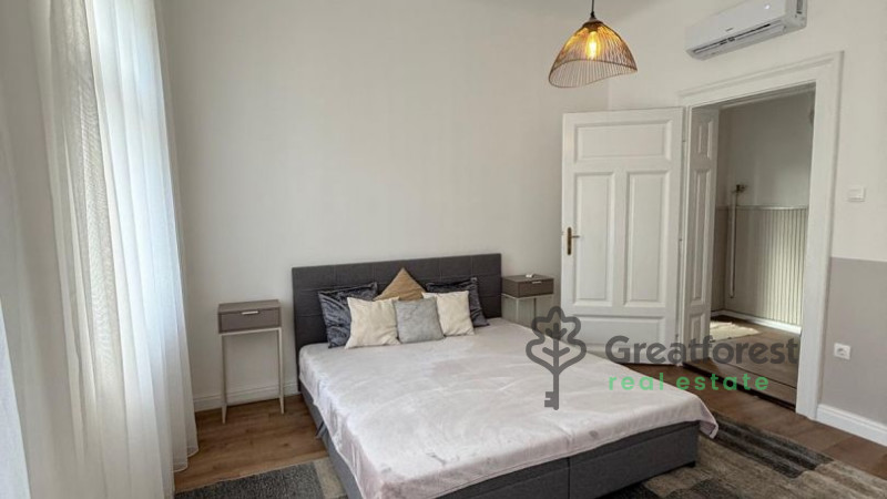 Debrecen, Close To City Center, part of a house  