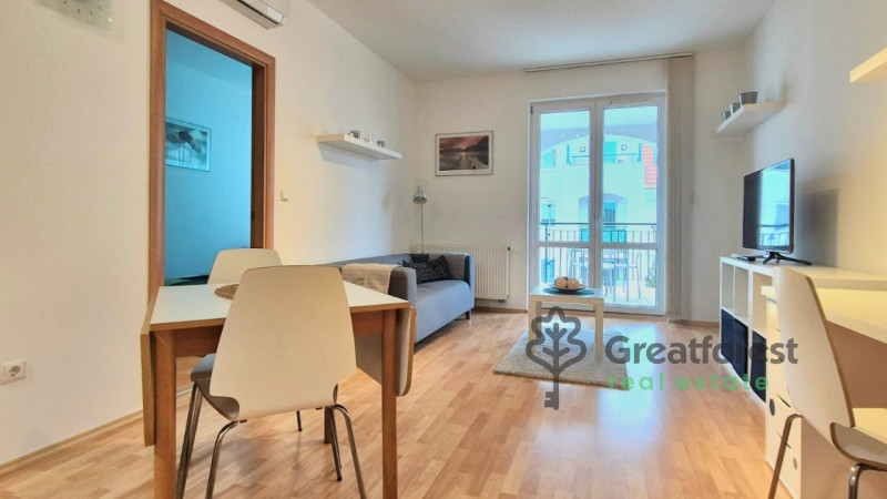 Debrecen, City Center, flat  