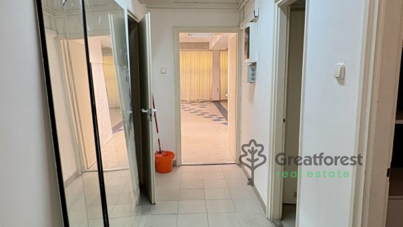Debrecen, City Center, office not in office building  