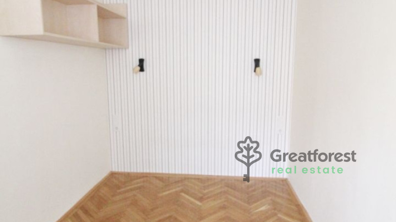 Debrecen, City Center, flat  