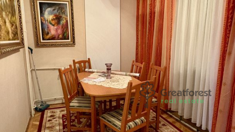 Debrecen, City Center, block of flats  