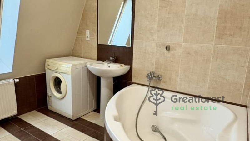 Debrecen, Greatforest Area, flat  