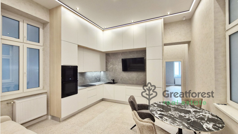 Debrecen, City Center, flat  