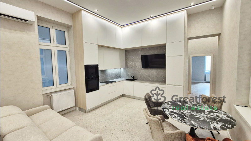 Debrecen, City Center, flat  