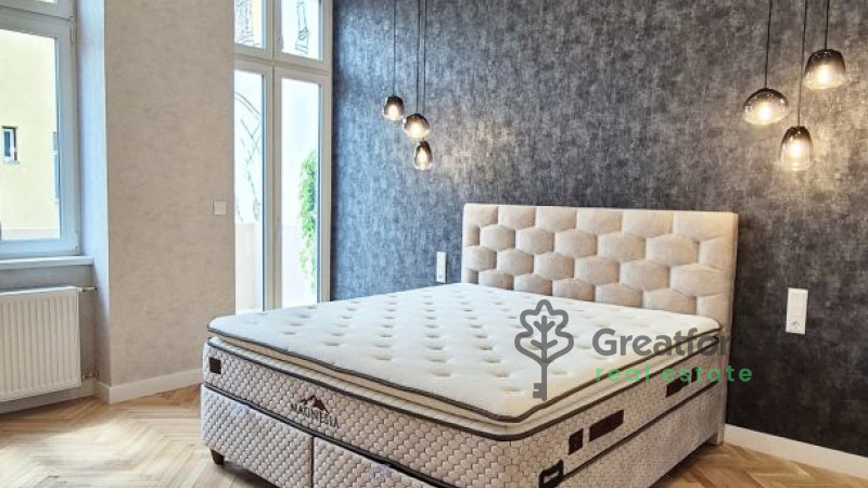 Debrecen, City Center, flat  