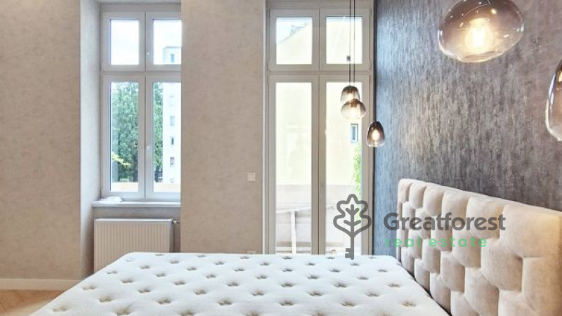 Debrecen, City Center, flat  