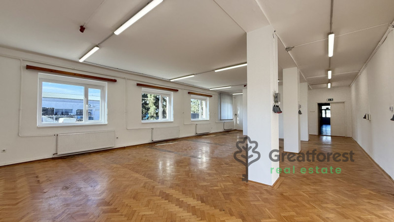 Debrecen, City South-East, office in office building  