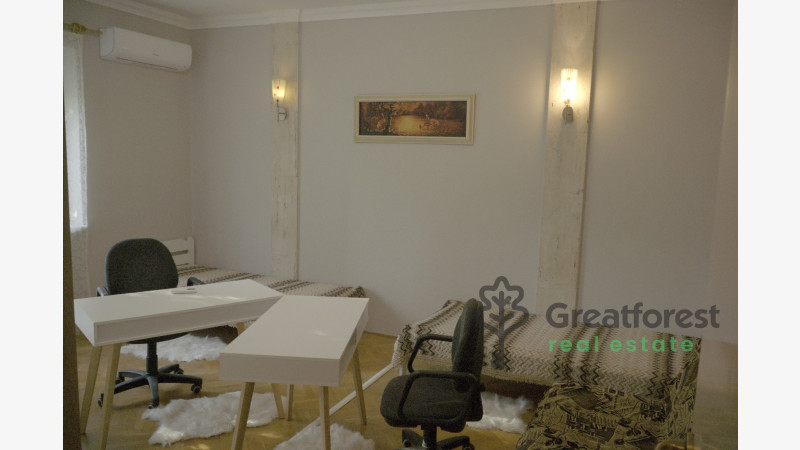 Debrecen, Close To Plaza, flat  