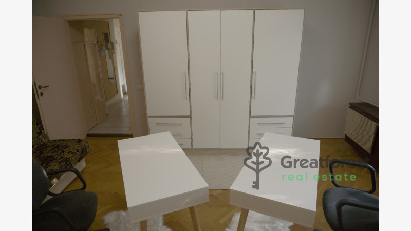 Debrecen, Close To Plaza, flat  