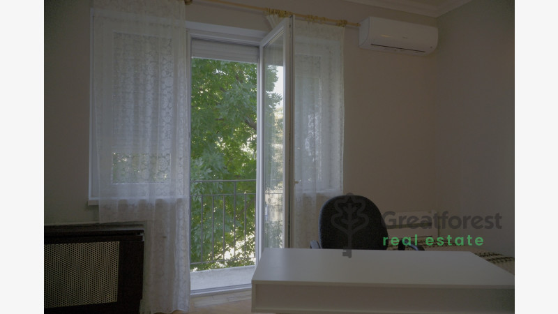 Debrecen, Close To Plaza, flat  