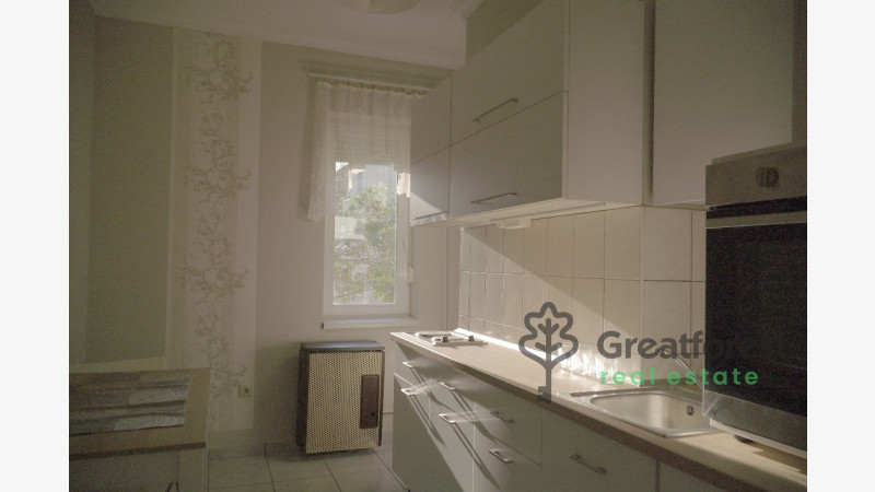 Debrecen, Close To Plaza, flat  
