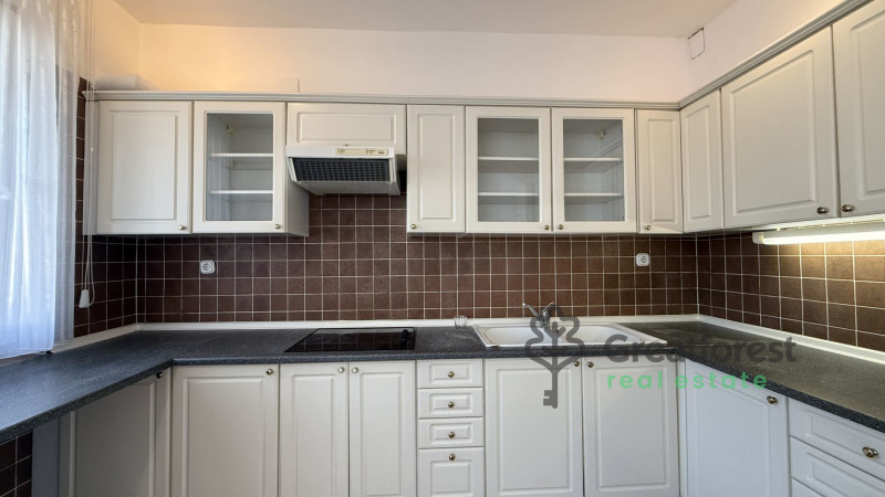 Debrecen, Greatforest Area, office not in office building  