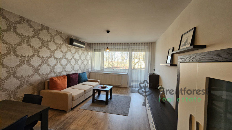 Debrecen, City Center, flat  