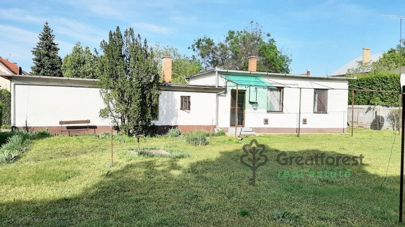 Debrecen, City South-East, family house  