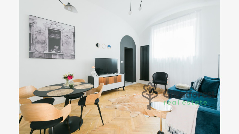 Debrecen, City Center, flat  