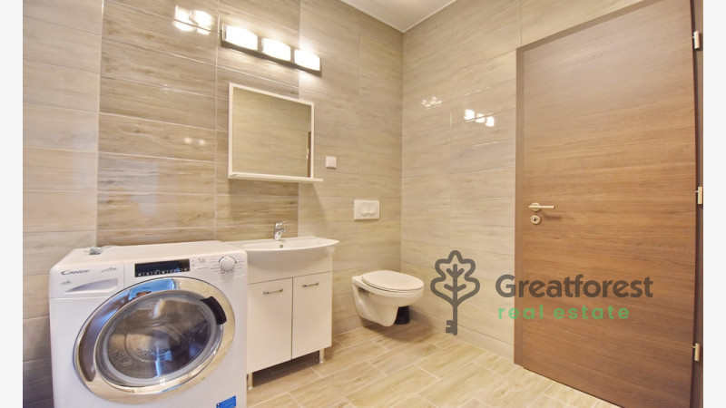 Debrecen, City Center, flat  