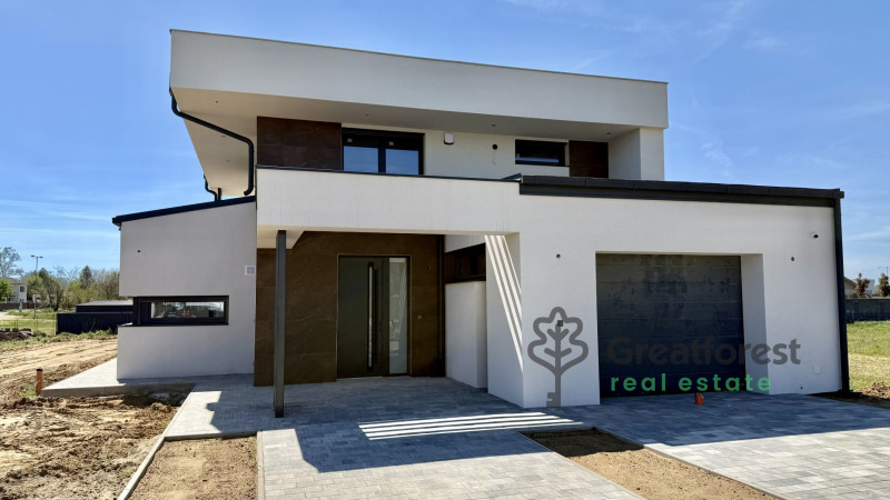 Debrecen, Pallag, family house  