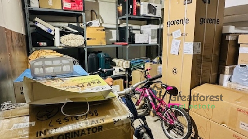 Debrecen, City Center, shop  