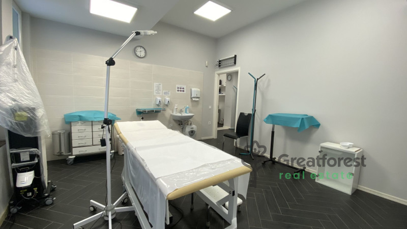 Debrecen, City Center, commercial premises not in shopping center  