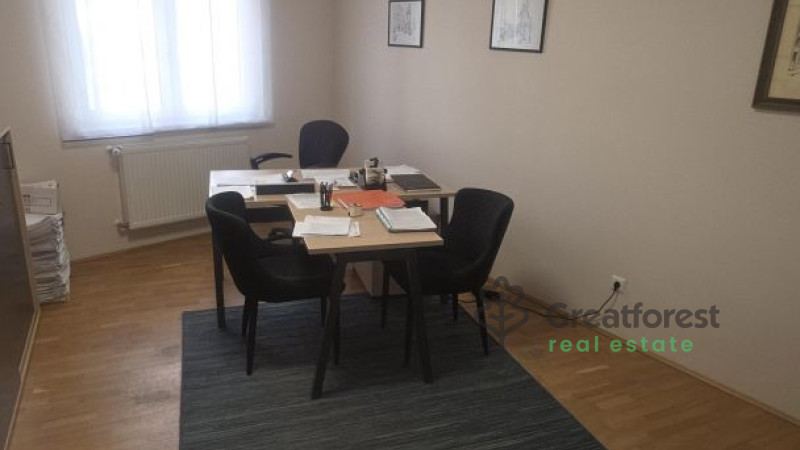 Debrecen, City Center, flat  