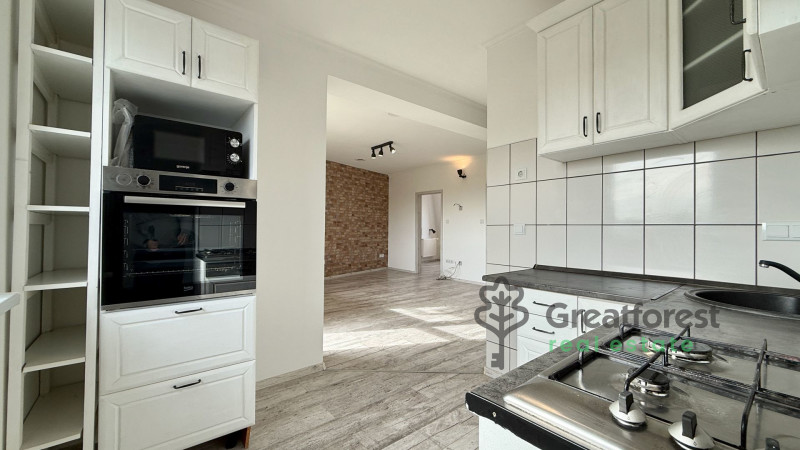 Debrecen, City Center, flat  